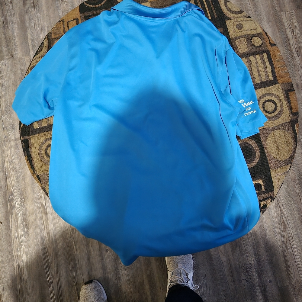 Nike dri fit golf shirt